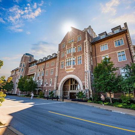 The Knight Center At Washington University University City Eksteriør billede